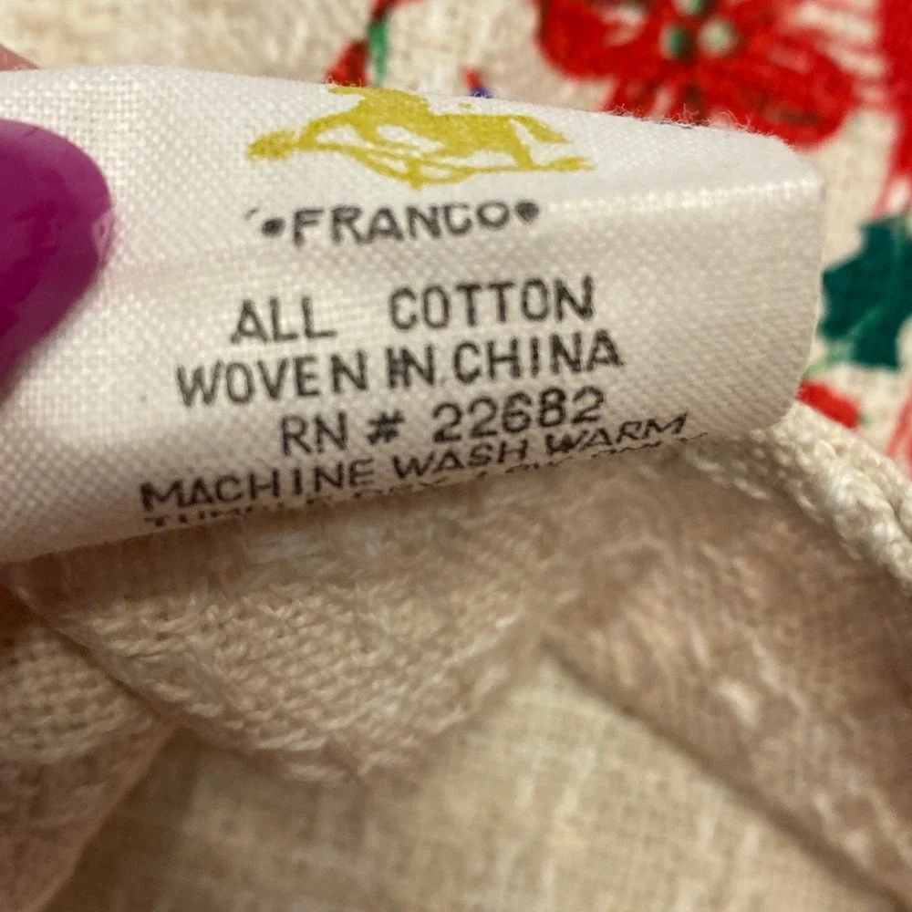 Franco Christmas Classics Kitchen Towels Set 2 Red Cream NEW Vintage Geese